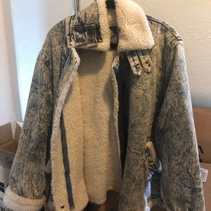 Vintage Women’s Fur Lined Jean Jacket Size L